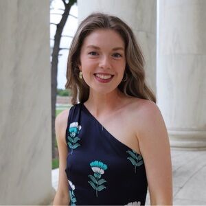 Meet your Posher, Phoebe